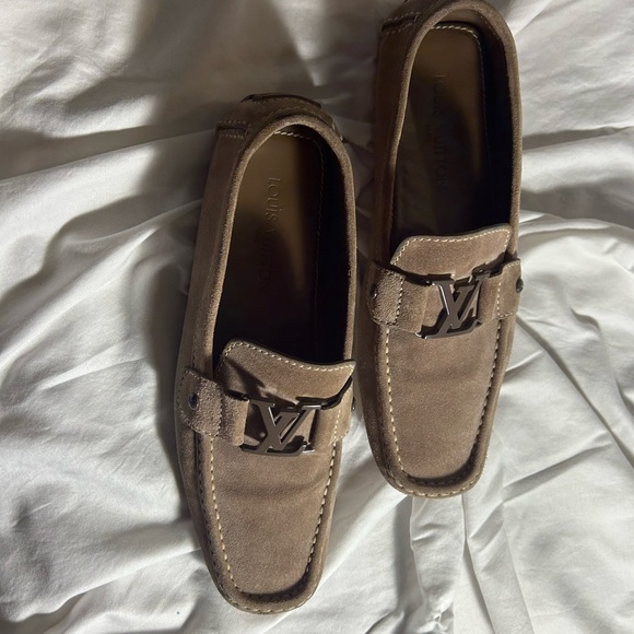 Louis Vuitton Suede Driving Shoes, Size 9, Tan - Picture 7 of 7